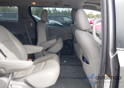 2017 Toyota Sienna Xle 7 Passenger из США, поврежденный, VIN 5TDDZ3DC4HS186390